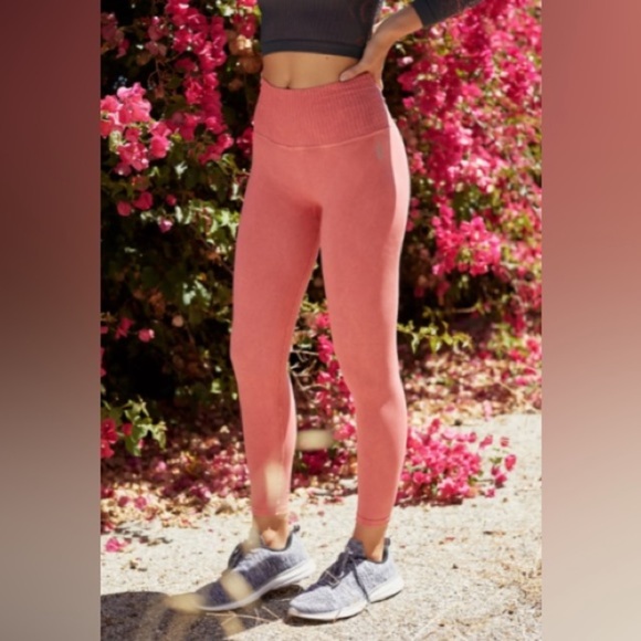 NWT Free People Movement Good Karma Pomelo Legging - Picture 2 of 3